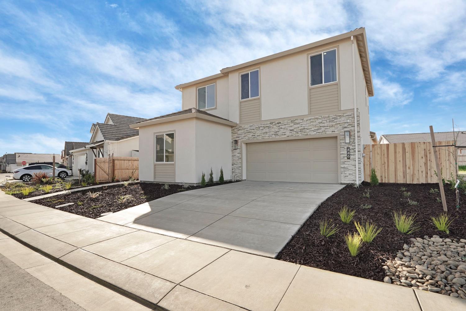 446 Tigris Street Manteca, CA 95337 - Photo 43 of 46 Contemporary exterior design