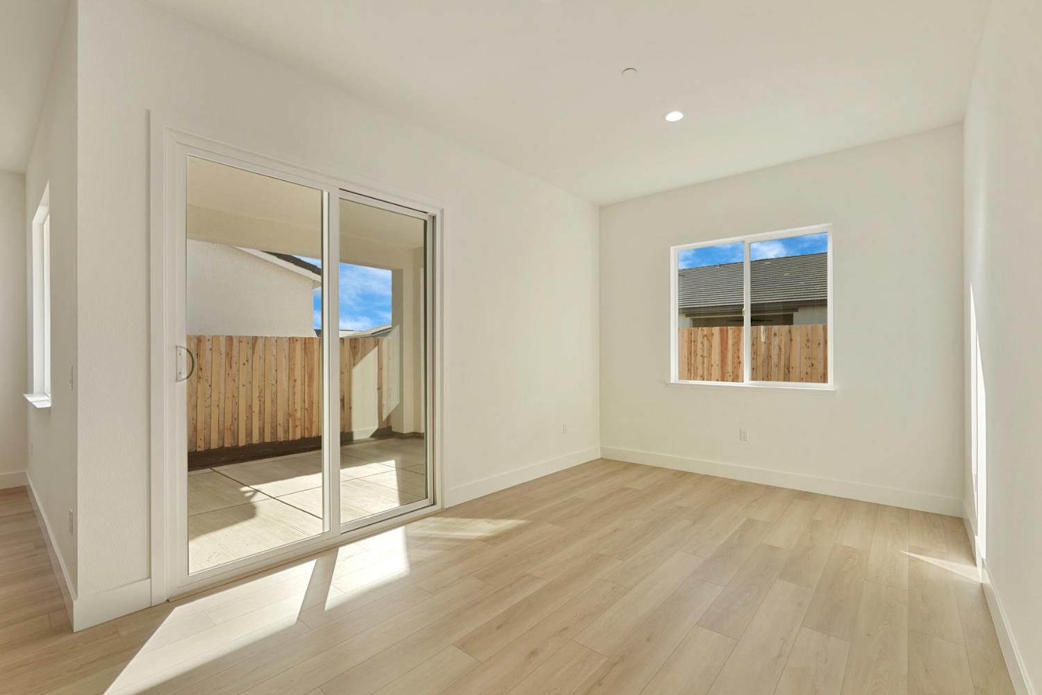 446 Tigris Street Manteca, CA 95337 - Photo 10 of 46 Designated dining area