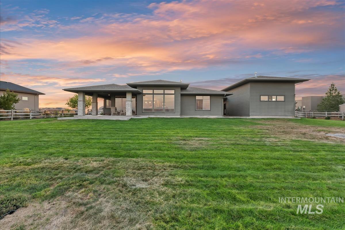 24398 Tombstone Ridge Court Middleton, ID 83644 - Photo 35 of 48 Expansive backyard with a large lawn