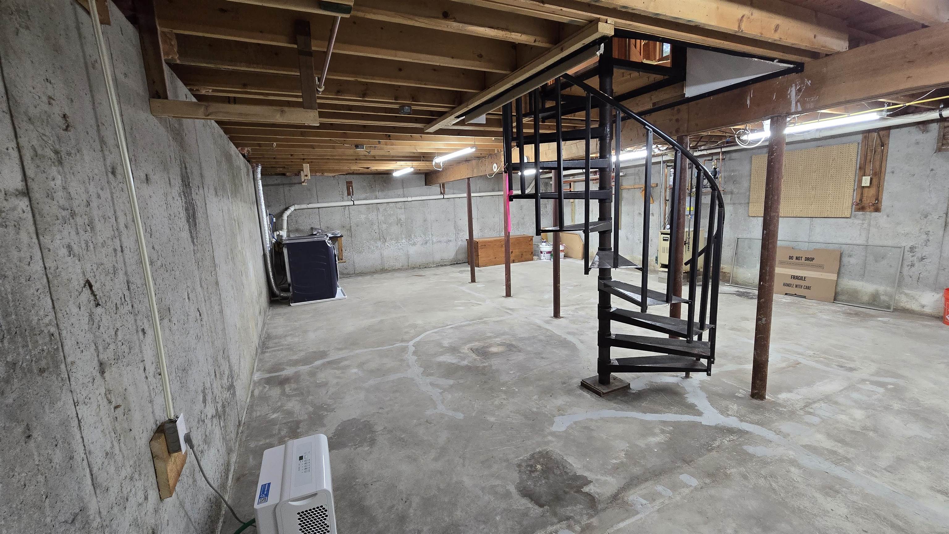 271 Concord Stage Road Weare, NH 03281 - Photo 46 of 56