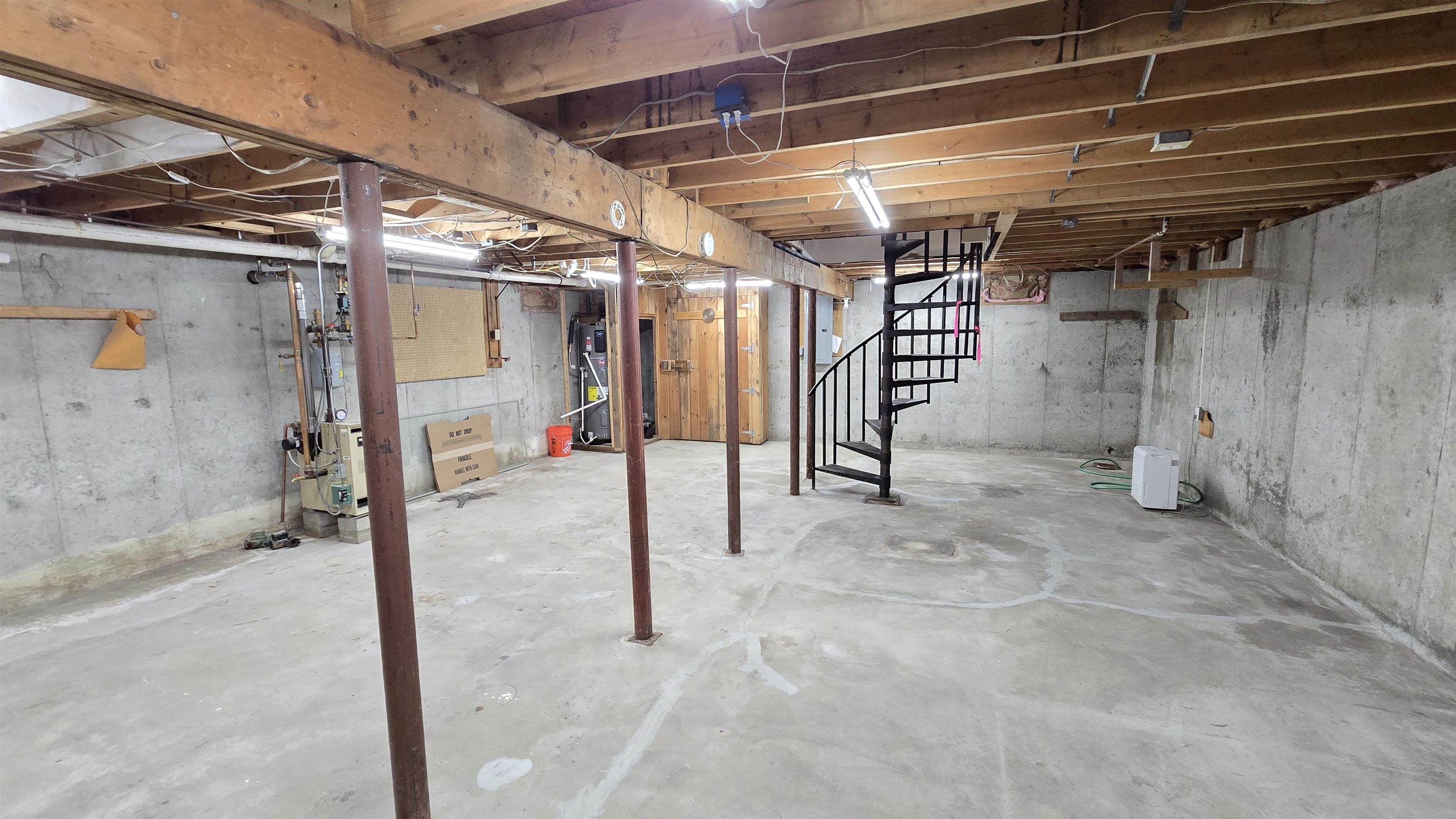 271 Concord Stage Road Weare, NH 03281 - Photo 50 of 56