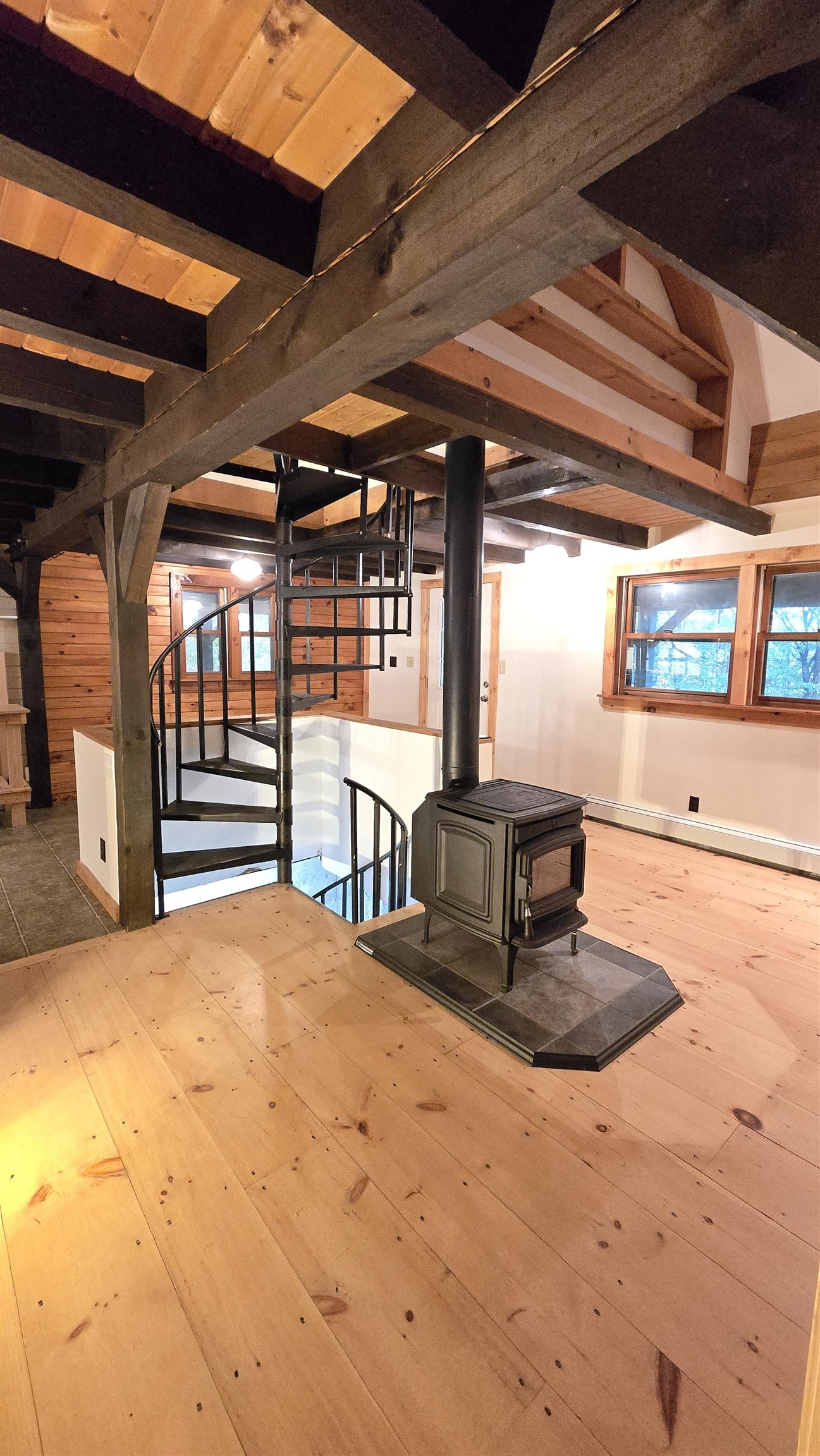 271 Concord Stage Road Weare, NH 03281 - Photo 8 of 56