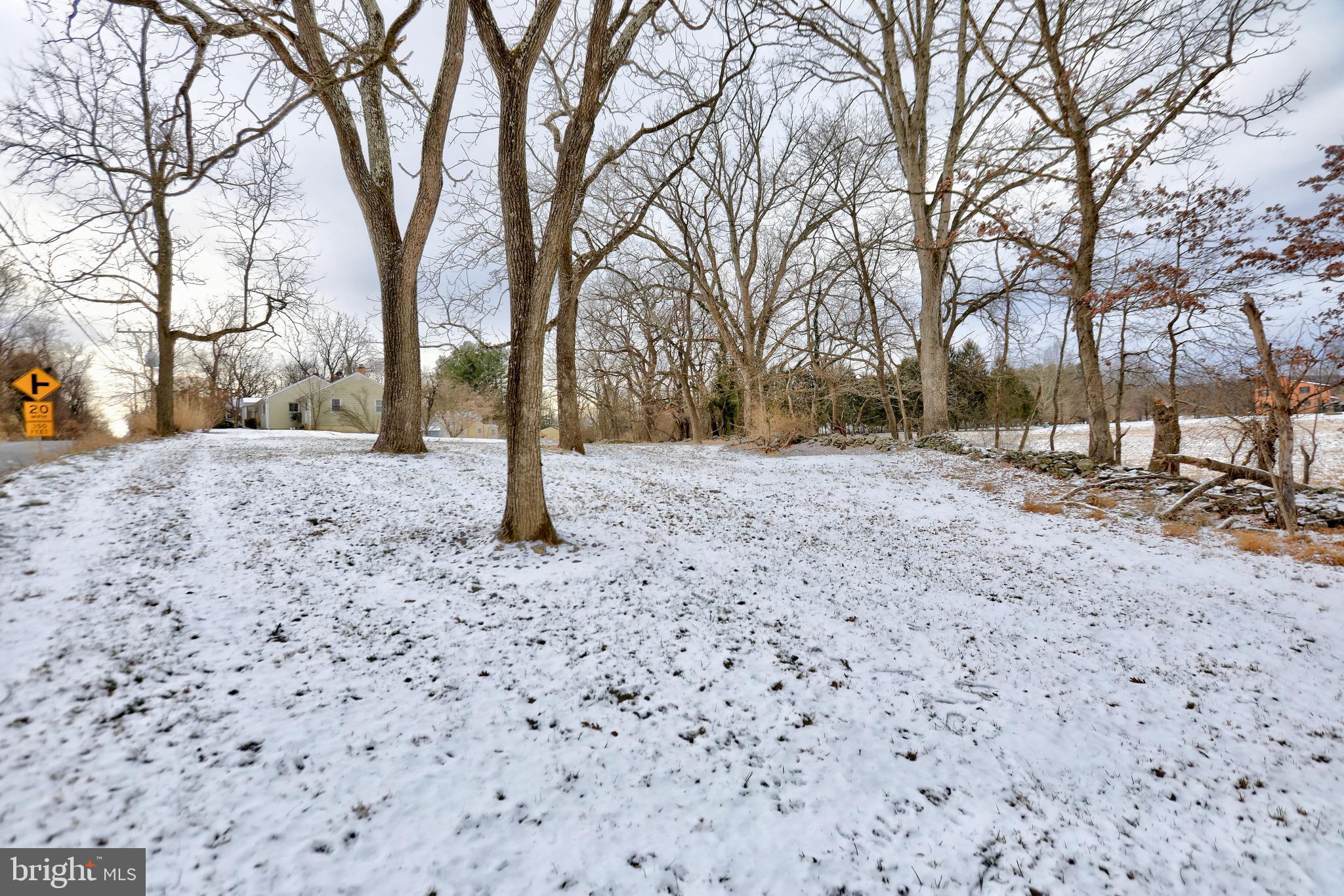 16819 Woodgrove Road Round Hill, VA 20141 - Photo 2 of 10