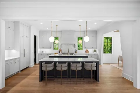 $2,375,000 | 160 Lake Estates Drive, Roswell, GA 30075