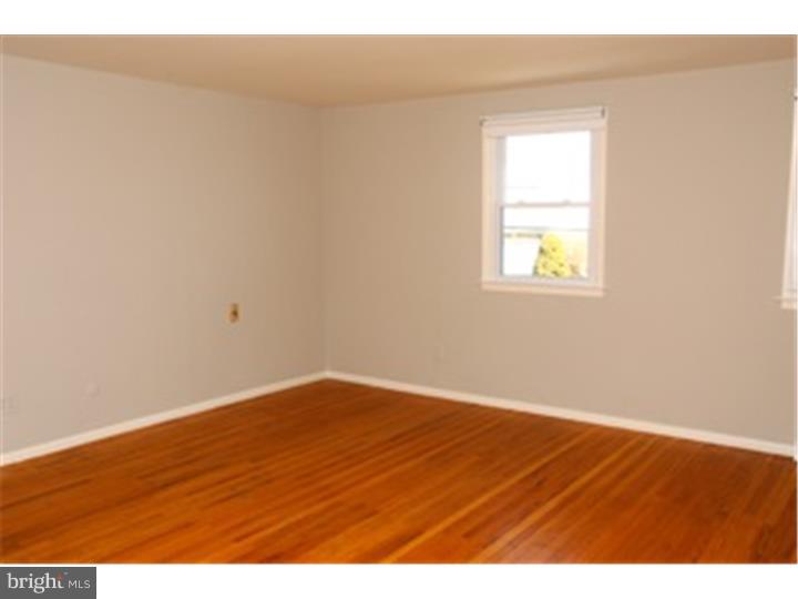 110 Cliffwood Road Philadelphia, PA 19115 - Photo 10 of 24 Bedroom - Main
