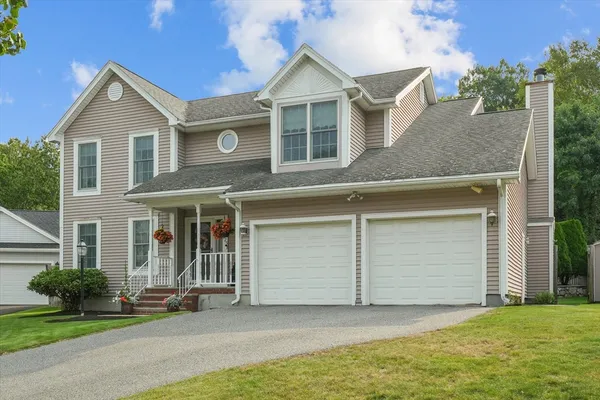 $879,900 | 325 Den Quarry Road, Lynn, MA 01904