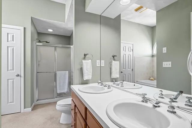 $899,900 | 325 Den Quarry Road, Lynn, MA 01904