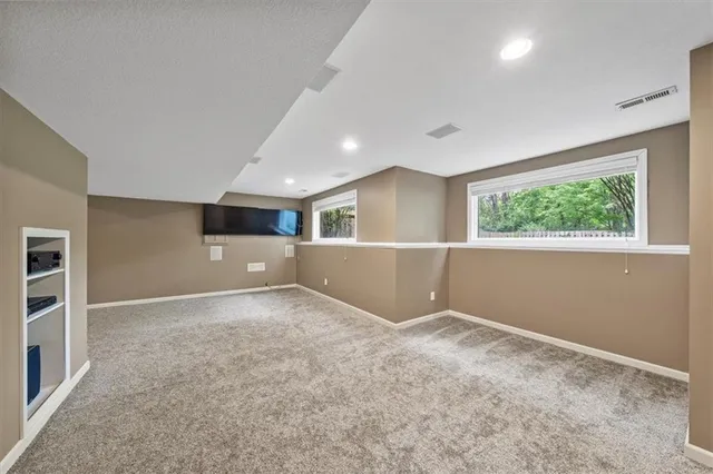 $499,000 | 4638 Aminda Street, Shawnee, KS 66226