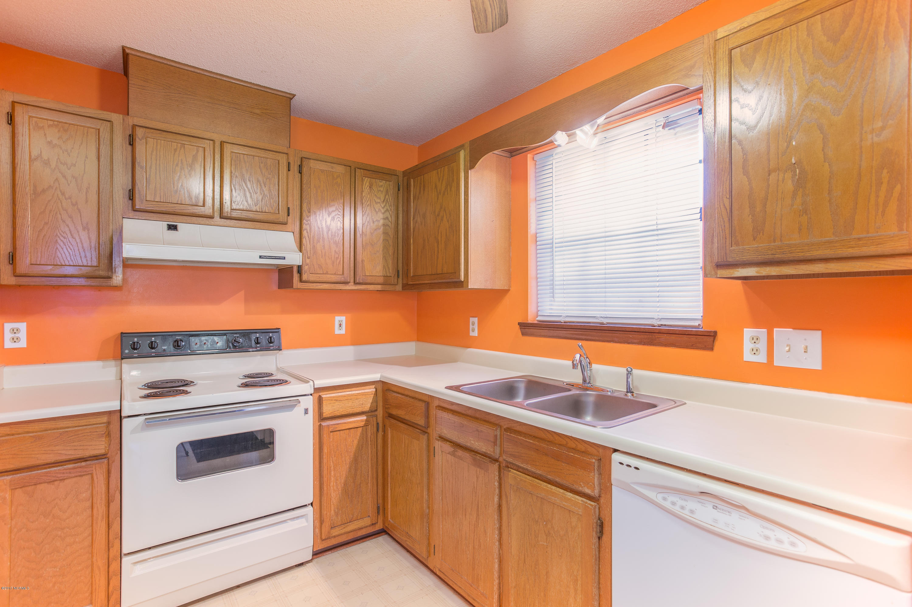 351 Golden Road Wilmington, NC 28409 - Photo 12 of 26 LFP_351 Golden-8