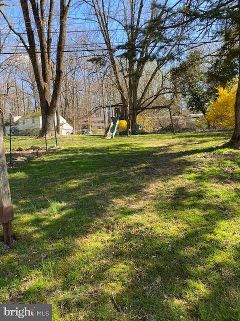 288 Devonshire Road Devon, PA 19333 - Photo 44 of 46 Yard