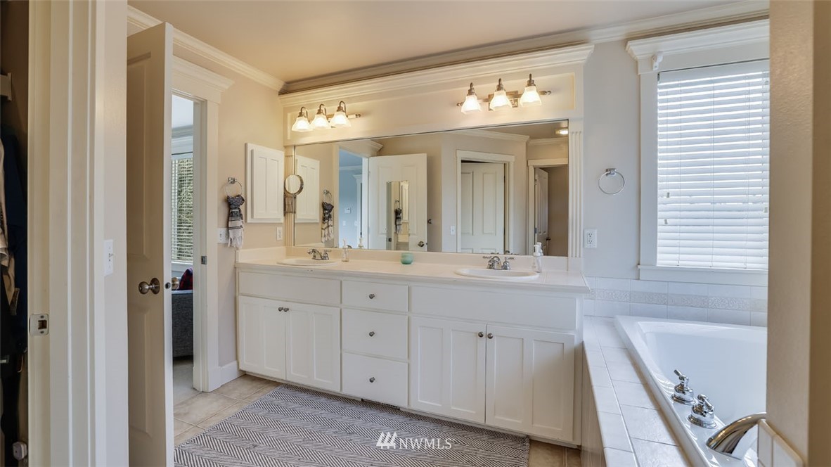 16757 Southeast 173rd Street Renton, WA 98058 - Photo 29 of 37 Gallery Image 29