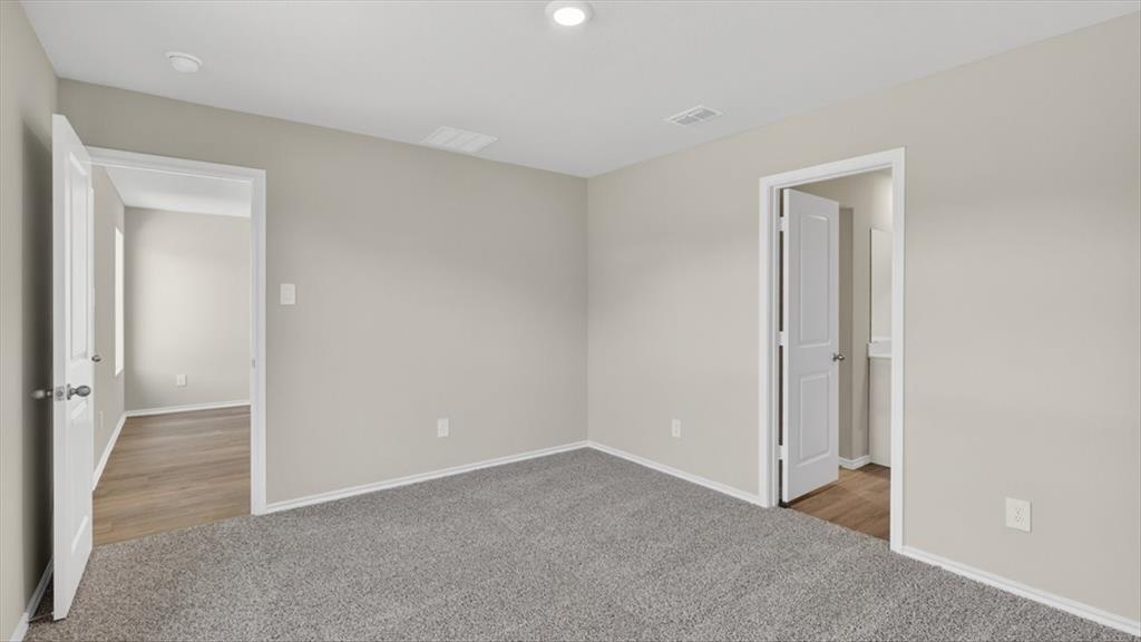 5536 Corduroy Road Krum, TX 76249 - Photo 6 of 16 Gallery Image 6