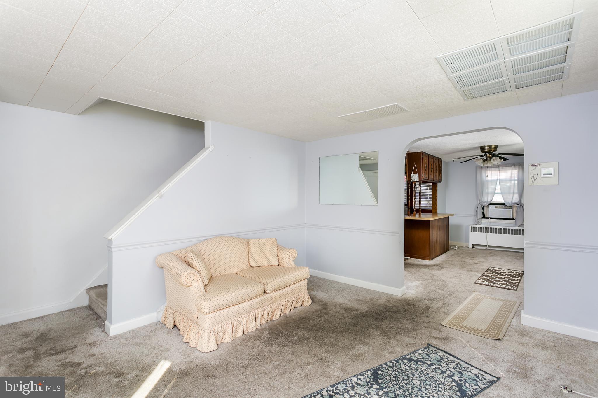 3500 Greenvale Road Baltimore, MD 21229 - Photo 3 of 18 Gallery Image 3