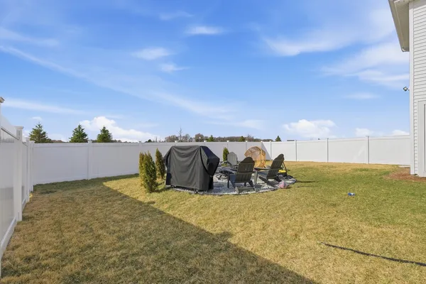 a house view with a outdoor space