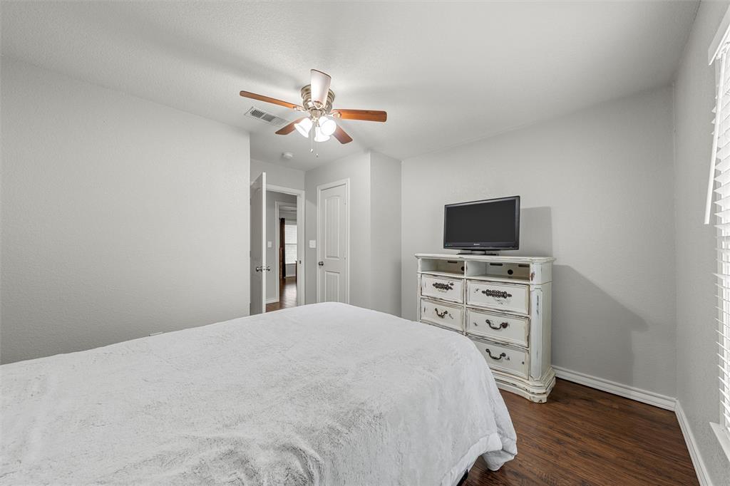 911 South Main Street West, TX 76691 - Photo 15 of 39