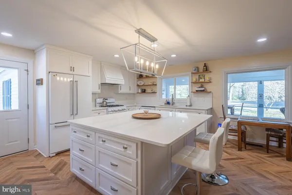 $559,000 | 254 Greenfield Road, Lancaster, VA 22503