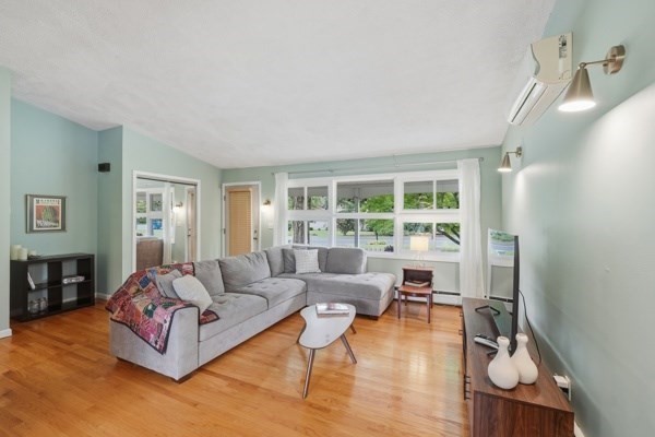 158 Rocky Hill Road Hadley, MA 01035 - Photo 4 of 41 Gallery Image 4