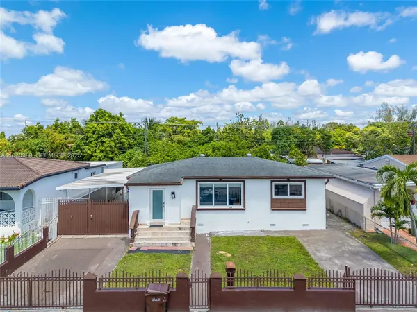 $660,000 | 171 West 64th Street, Hialeah, FL 33012