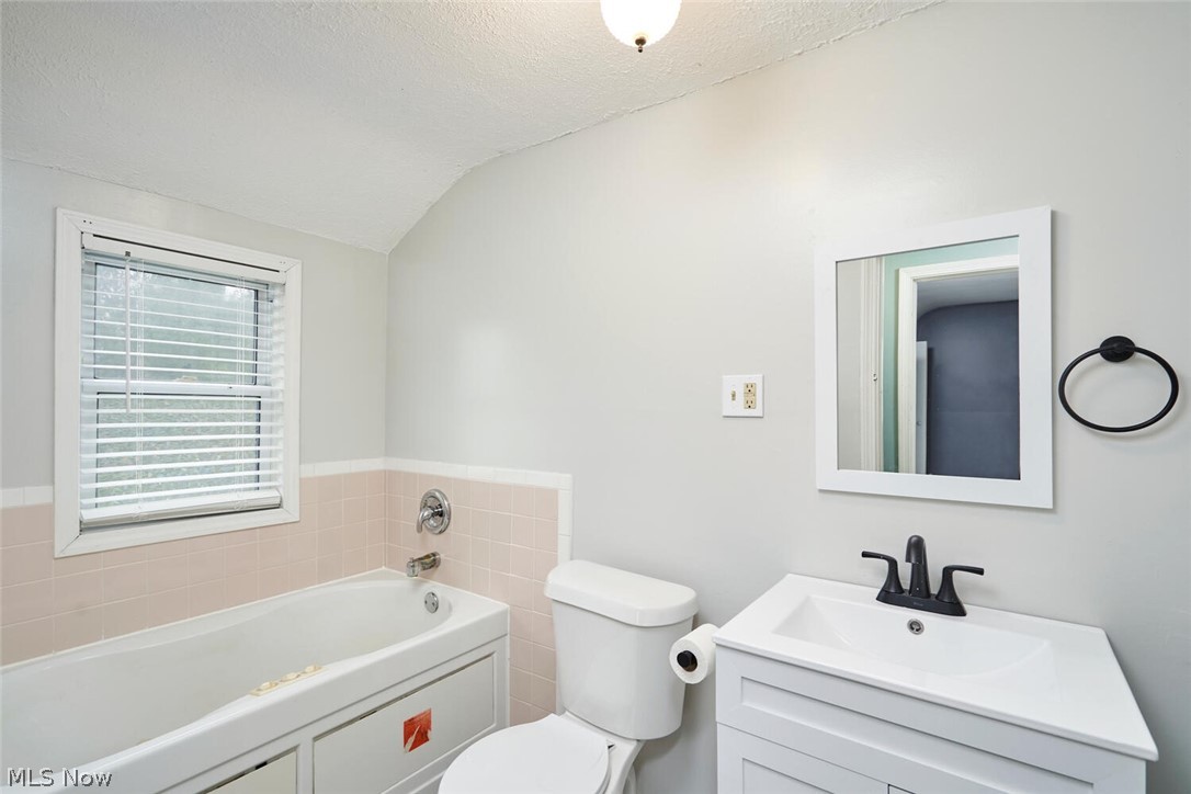 3277 Mayfair Road Akron, OH 44312 - Photo 15 of 19