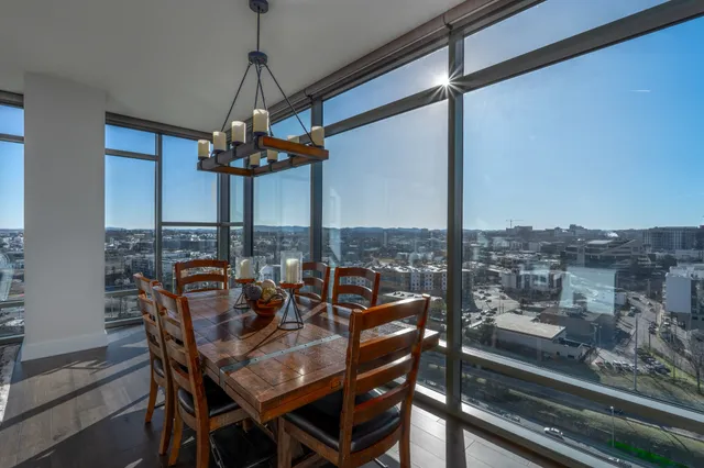 $895,000 | 1212 Laurel Street, Unit 1713, Nashville, TN 37203