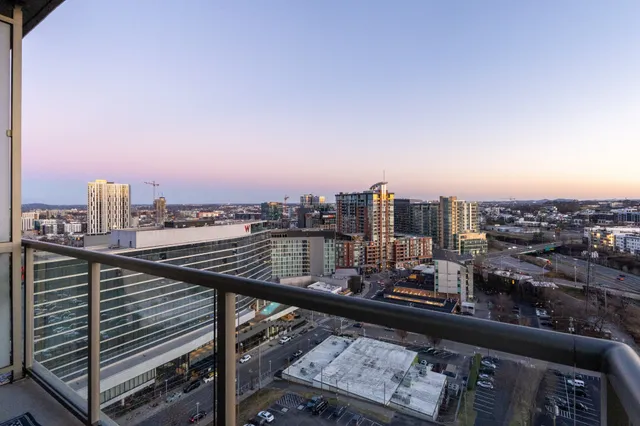 $895,000 | 1212 Laurel Street, Unit 1713, Nashville, TN 37203
