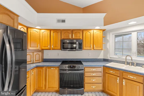 $449,000 | 171 St Andrews Drive, Charles Town, WV 25414