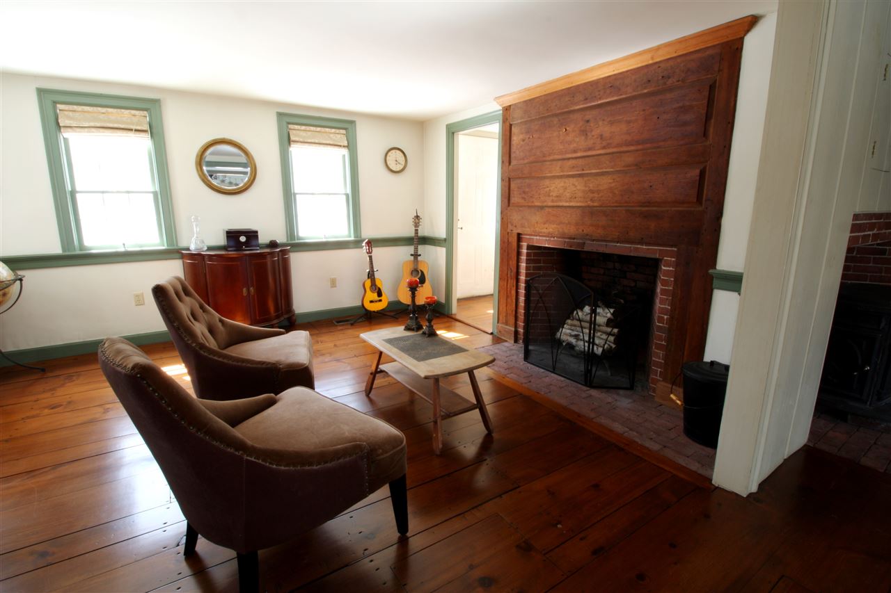 137 South Merrimack Road Hollis, NH 03049 - Photo 10 of 31