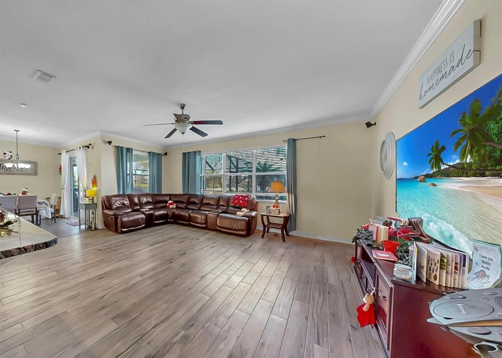5457 Sandy Shell Drive Apollo Beach, FL 33572 - Photo 25 of 65