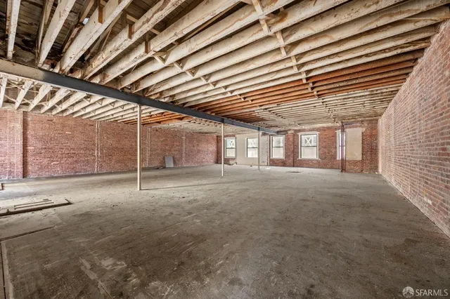 $2,750,000 | 648 Sacramento Street, San Francisco, CA 94111