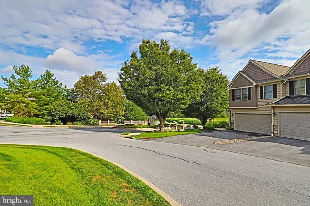 $389,900 | 45 Fieldcrest Lane, Ephrata, PA 17522