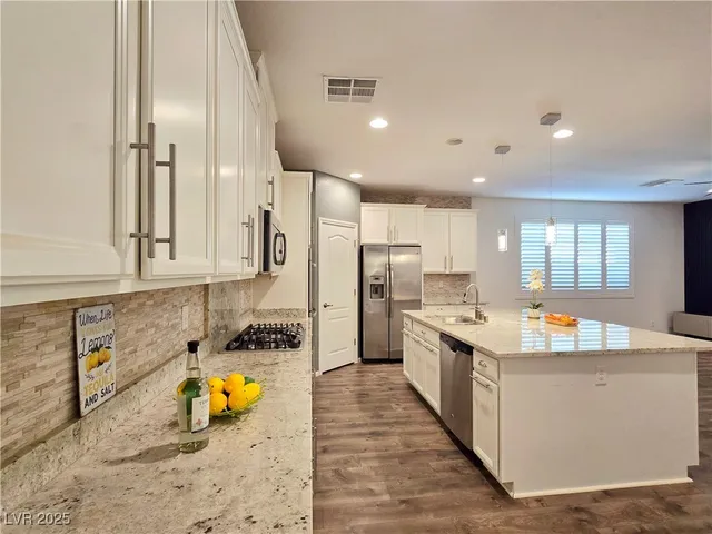 $2,580 | 6233 Canterbury Field Road, Las Vegas, NV 89113