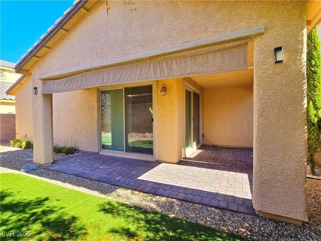 $2,580 | 6233 Canterbury Field Road, Las Vegas, NV 89113