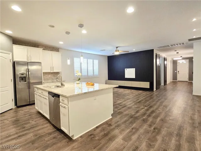 $2,580 | 6233 Canterbury Field Road, Las Vegas, NV 89113