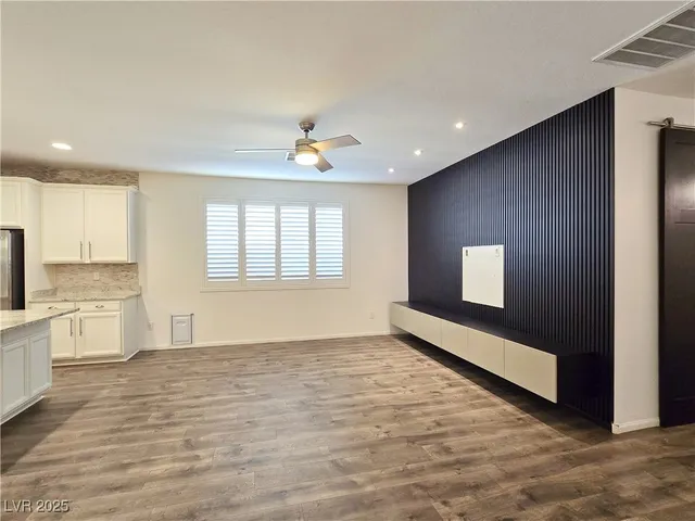 $2,580 | 6233 Canterbury Field Road, Las Vegas, NV 89113