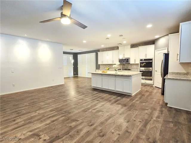 $2,580 | 6233 Canterbury Field Road, Las Vegas, NV 89113