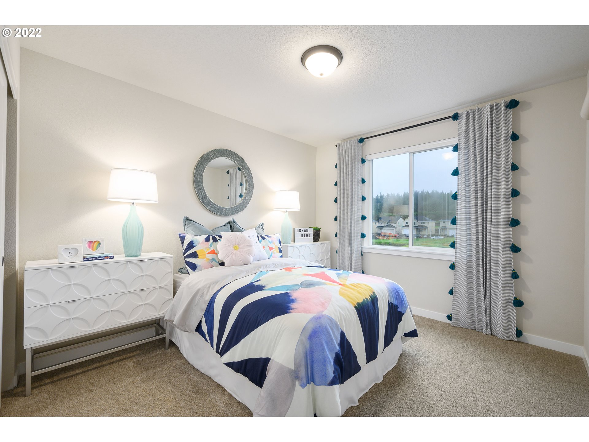 8521 North 5th Street, Unit LT 3 Ridgefield, WA 98642 - Photo 31 of 32 a bed room with a bed and a large window