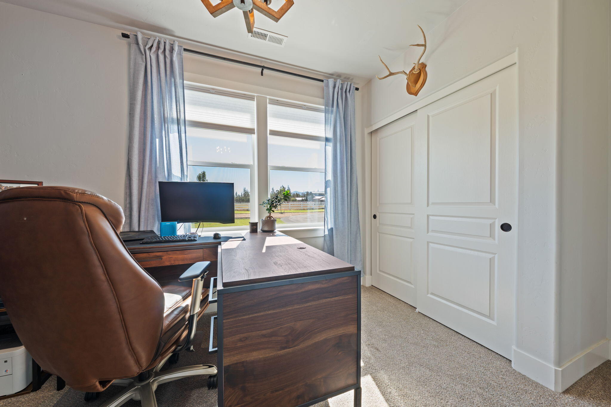 67276 Gist Road Bend, OR 97703 - Photo 28 of 62 50-web-or-mls-Riley Visuals-51