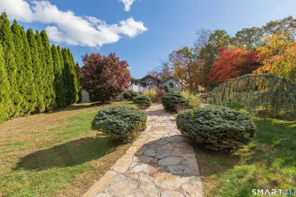 $669,900 | 9 Cheryl Lane, Prospect, CT 06712