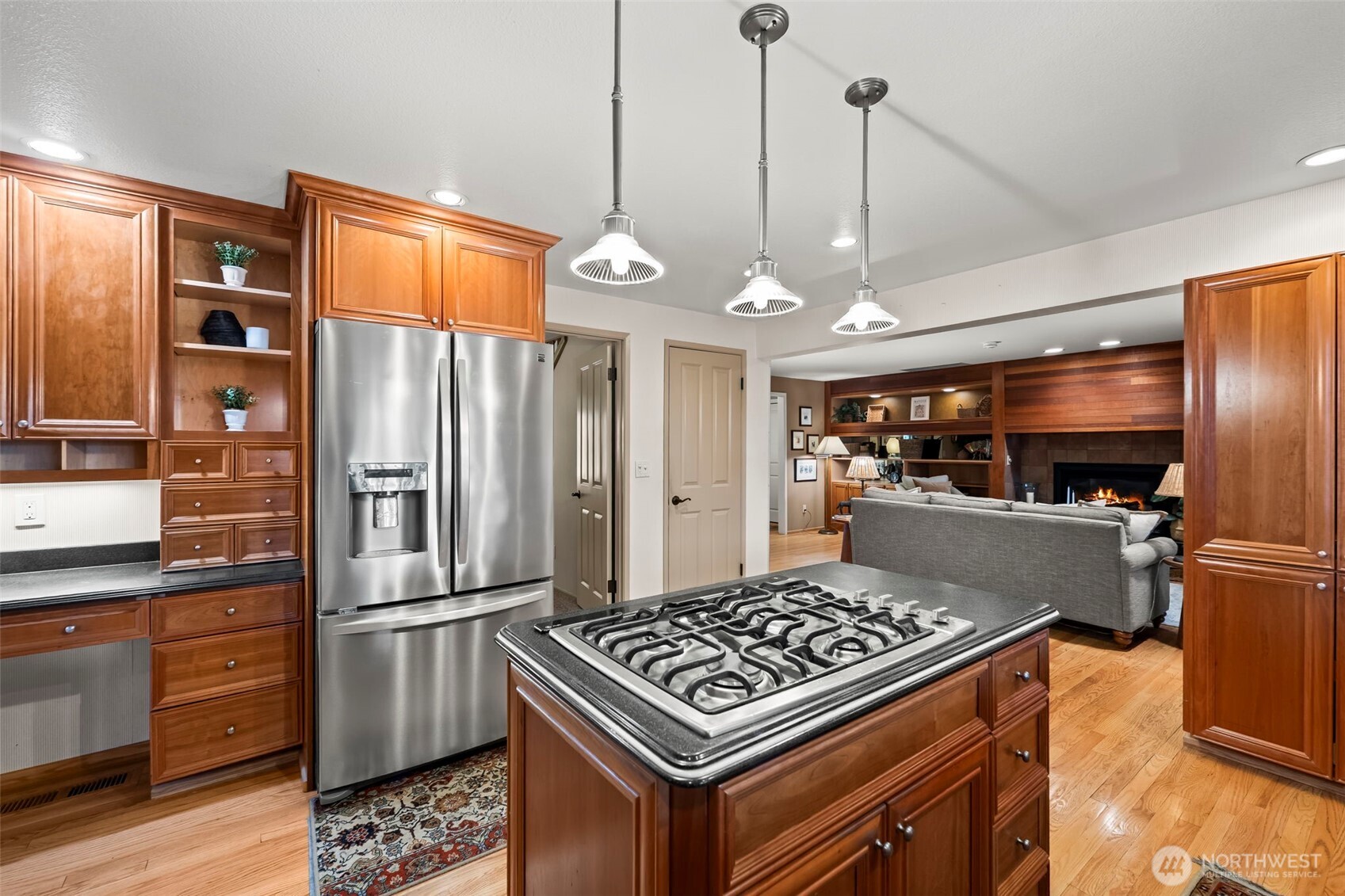 8902 Park Ridge Drive West University Place, WA 98467 - Photo 7 of 40