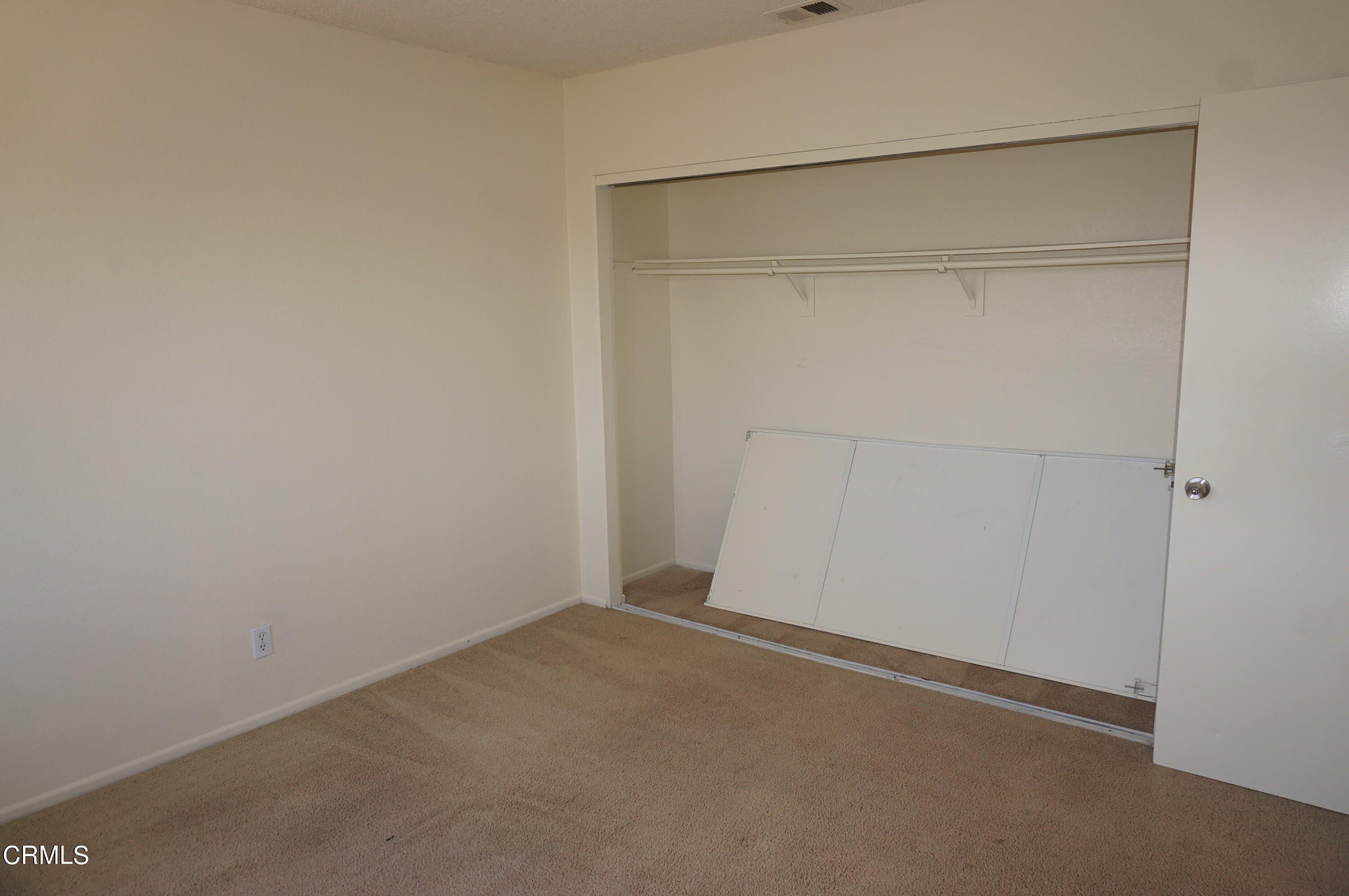 1500 Kipling Court Oxnard, CA 93033 - Photo 15 of 18 an empty room