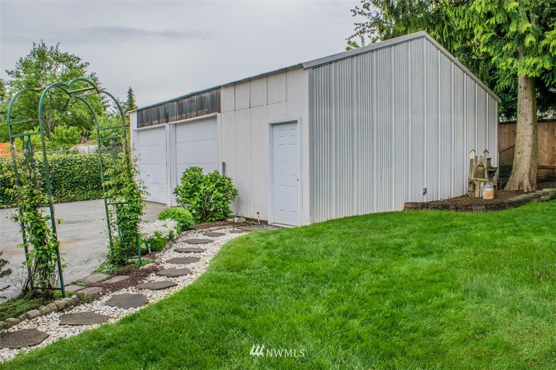 5204 West Highland Road Everett, WA 98203 - Photo 13 of 17