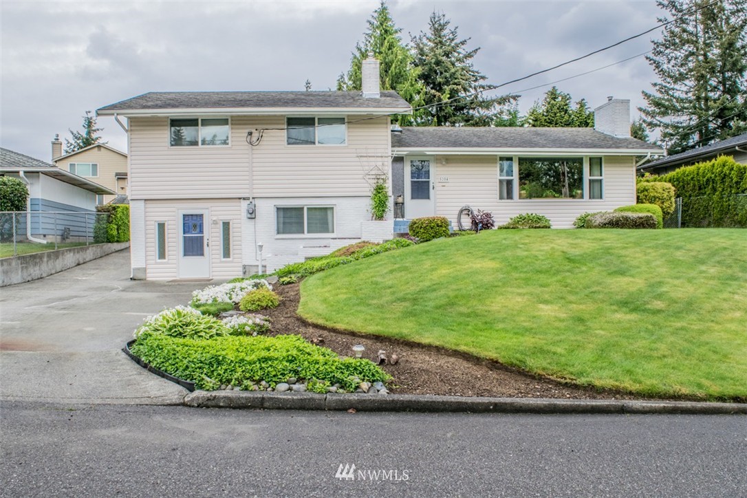 5204 West Highland Road Everett, WA 98203 - Photo 16 of 17