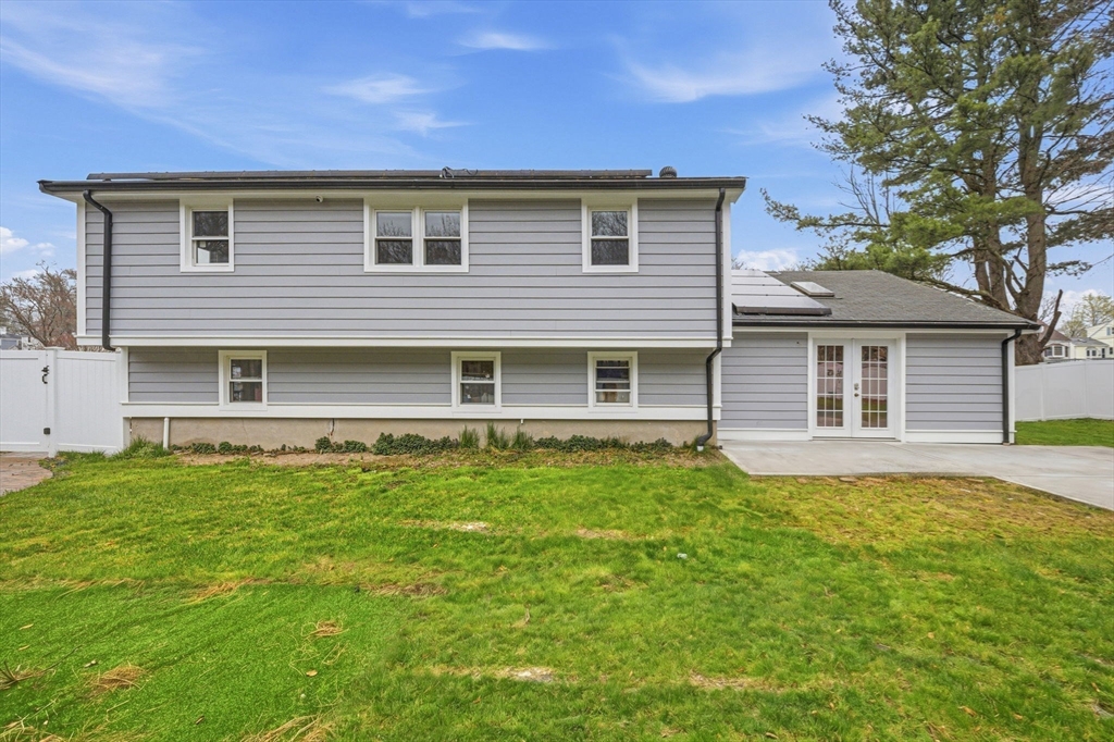 14 Lewis Road Randolph, MA 02368 - Photo 3 of 42