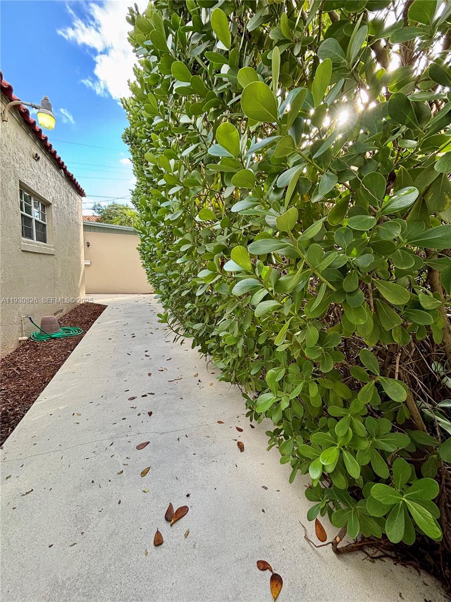 1654 Southwest 14th Terrace, Unit 1 Miami, FL 33145 - Photo 20 of 26