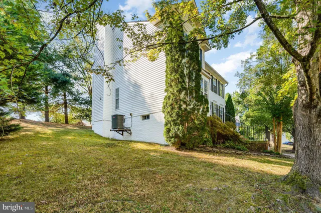 $575,000 | 5 St Williams Way, Stafford, VA 22556