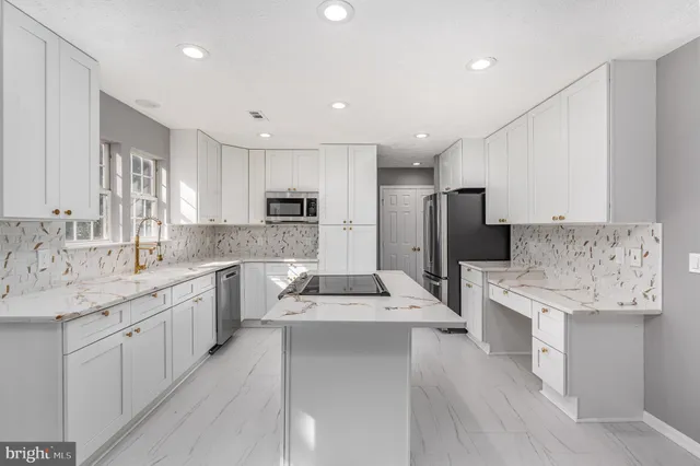 $575,000 | 5 St Williams Way, Stafford, VA 22556