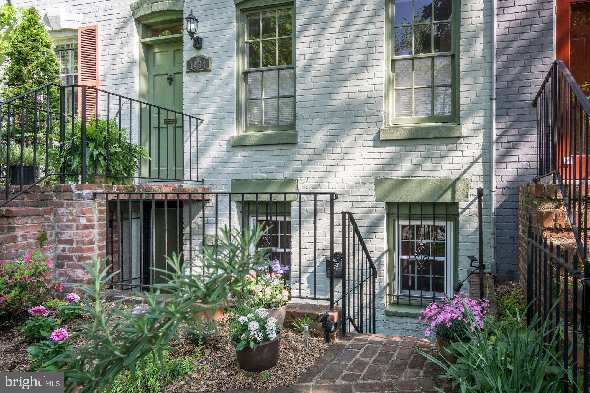 1434 A Street Southeast Washington, DC 20003 - Photo 4 of 43