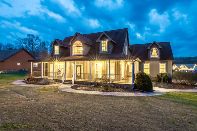 $575,000 | 2322 Mowbray Pike, Soddy Daisy, TN 37379