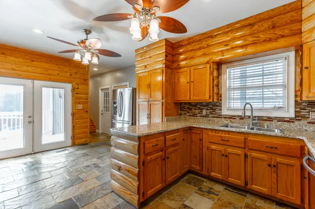 $575,000 | 2322 Mowbray Pike, Soddy Daisy, TN 37379