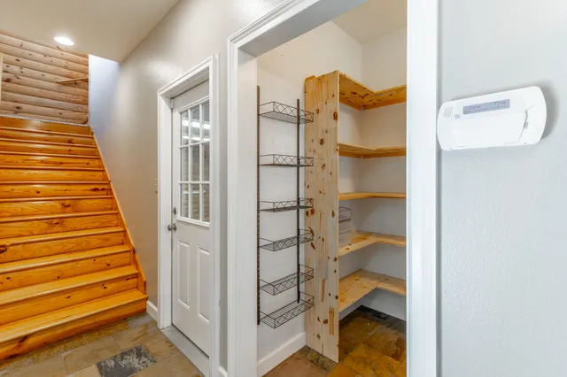 $575,000 | 2322 Mowbray Pike, Soddy Daisy, TN 37379